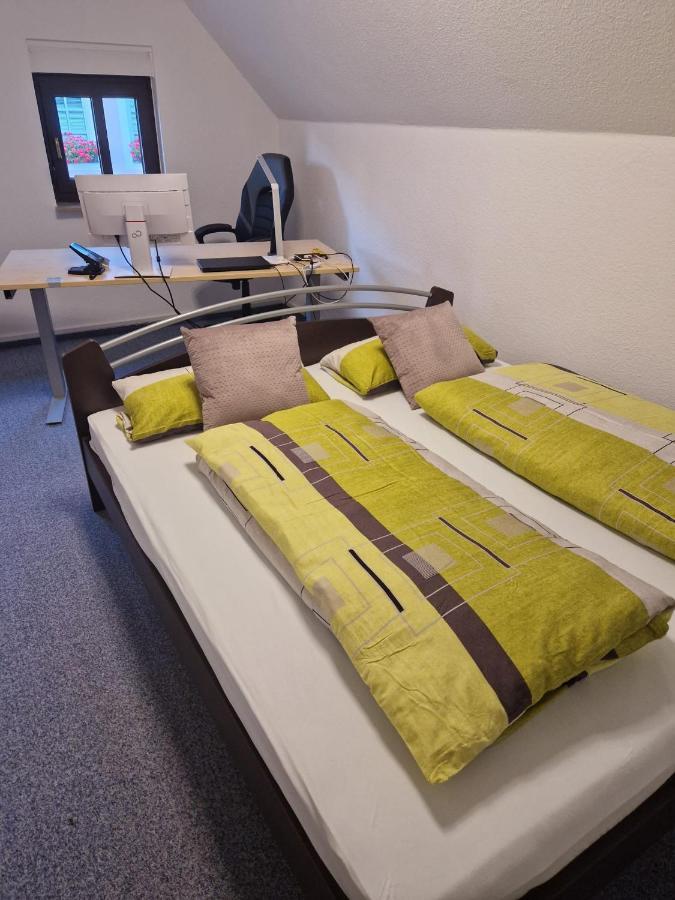 Ferienwohnung Zentrum לוקאו מראה חיצוני תמונה